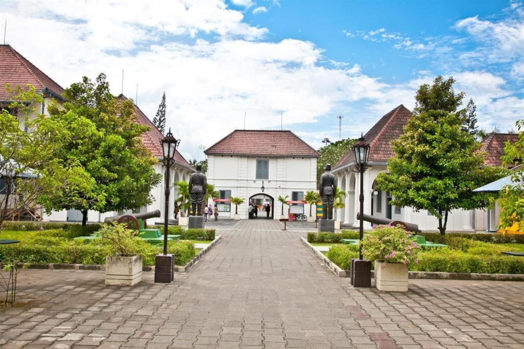 Forriz Hotel Yogyakarta Exterior foto